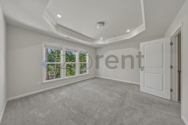 Building Photo - 1015 Badlands St