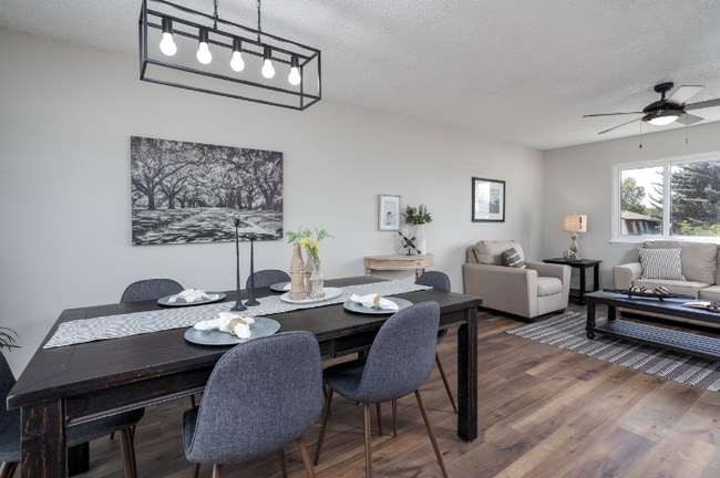 Building Photo - 1409 Orchid Ct