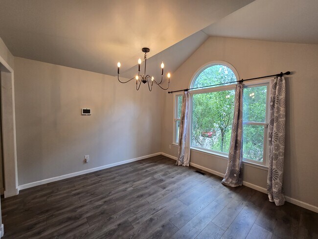 Building Photo - 2808 Livery Way