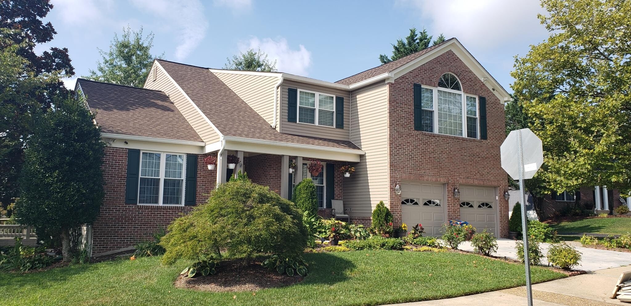 Building Photo - 6021 Woodlake Ln