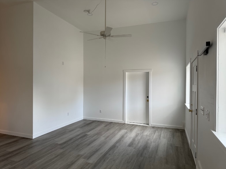 Building Photo - 113 Skeels Ave