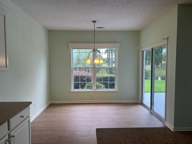 Building Photo - Beautifully Maintained Sun City Home!