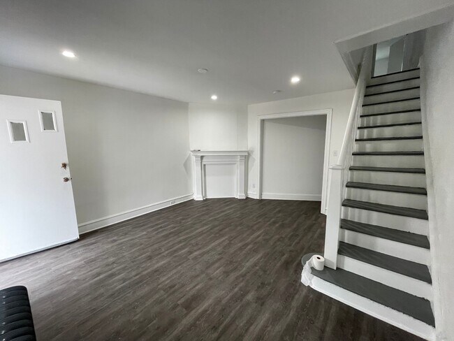 Building Photo - 5322 Wingohocking Terrace
