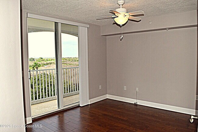 Building Photo - 801 Del Rio Way