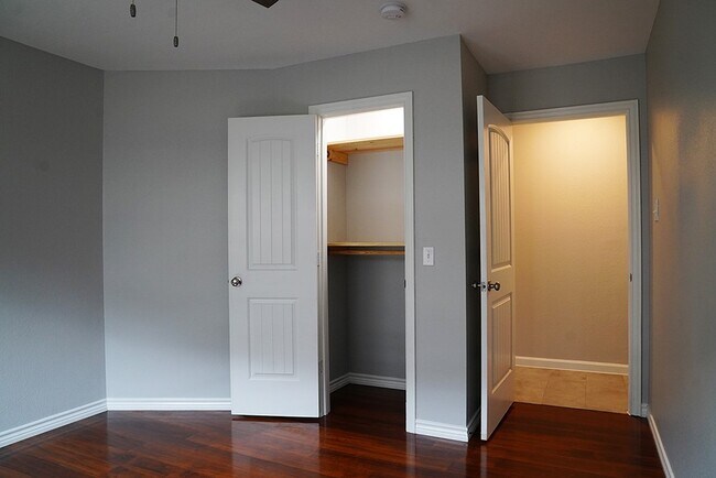 Building Photo - 3535 Rosedale St