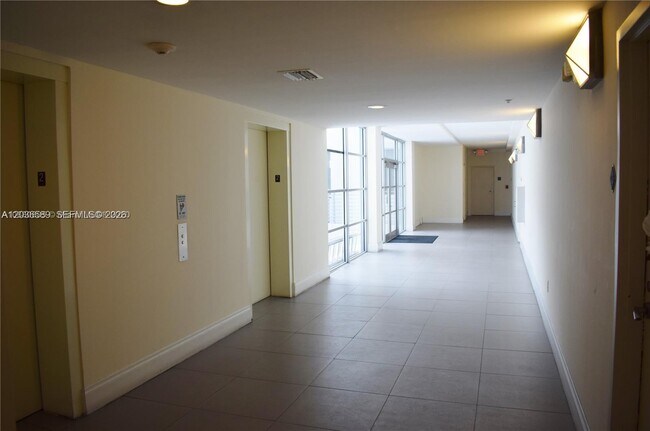 Building Photo - 3339 Virginia St
