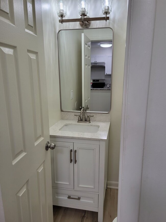 Building Photo - RENOVATED 3 Bedroom Community Treasure!