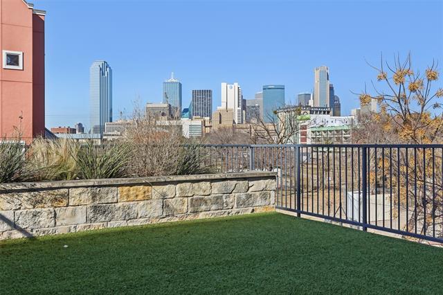 Building Photo - 1001 Belleview St