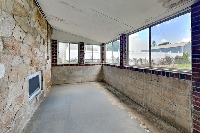 Building Photo - 11 Seabright Ave