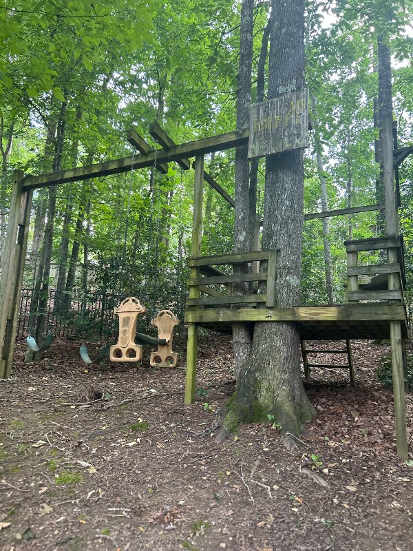 Building Photo - 3410 Kates Way