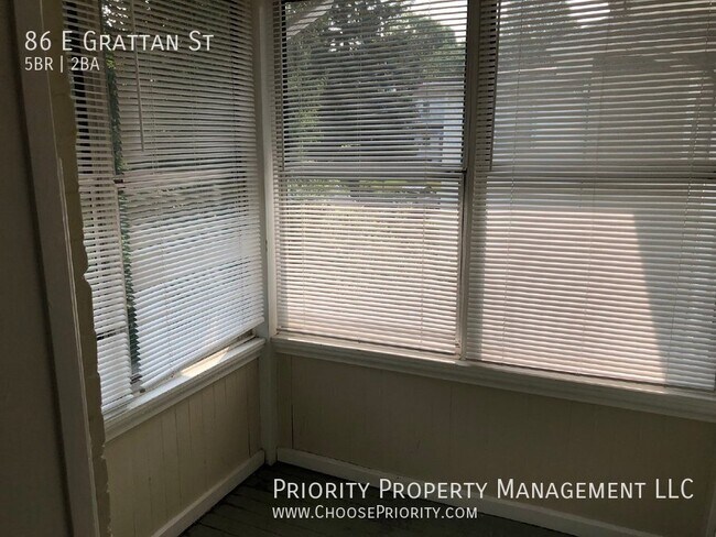 Building Photo - 86 E Grattan St