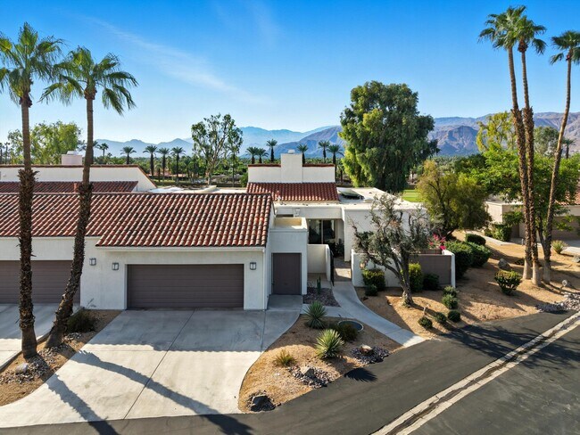 Building Photo - 809 Inverness Dr