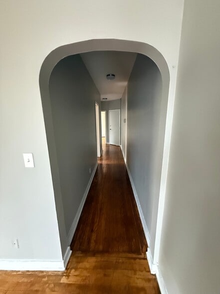 Building Photo - 276 Collins St