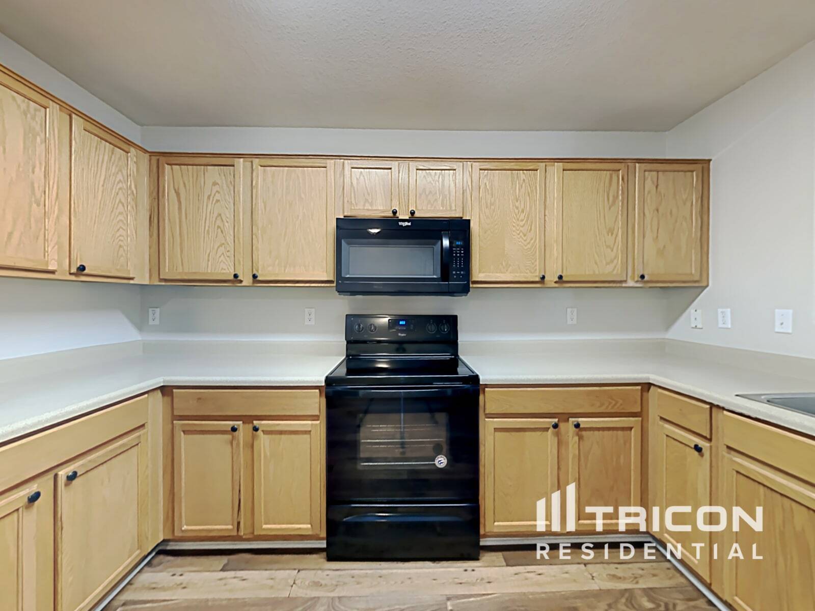 Building Photo - 1747 E Desert Rose Trail
