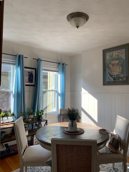 Building Photo - 20 Dearborn St