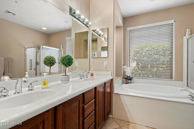 Building Photo - 41112 N Prestancia Way
