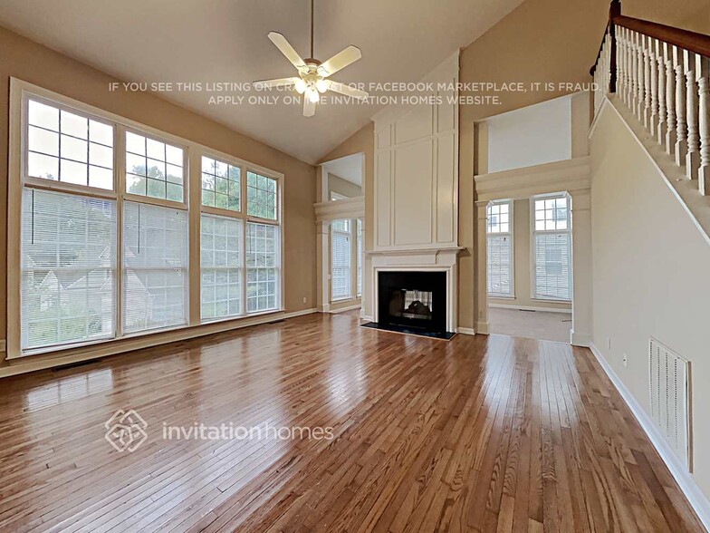 Building Photo - 8227 Beardsley Dr