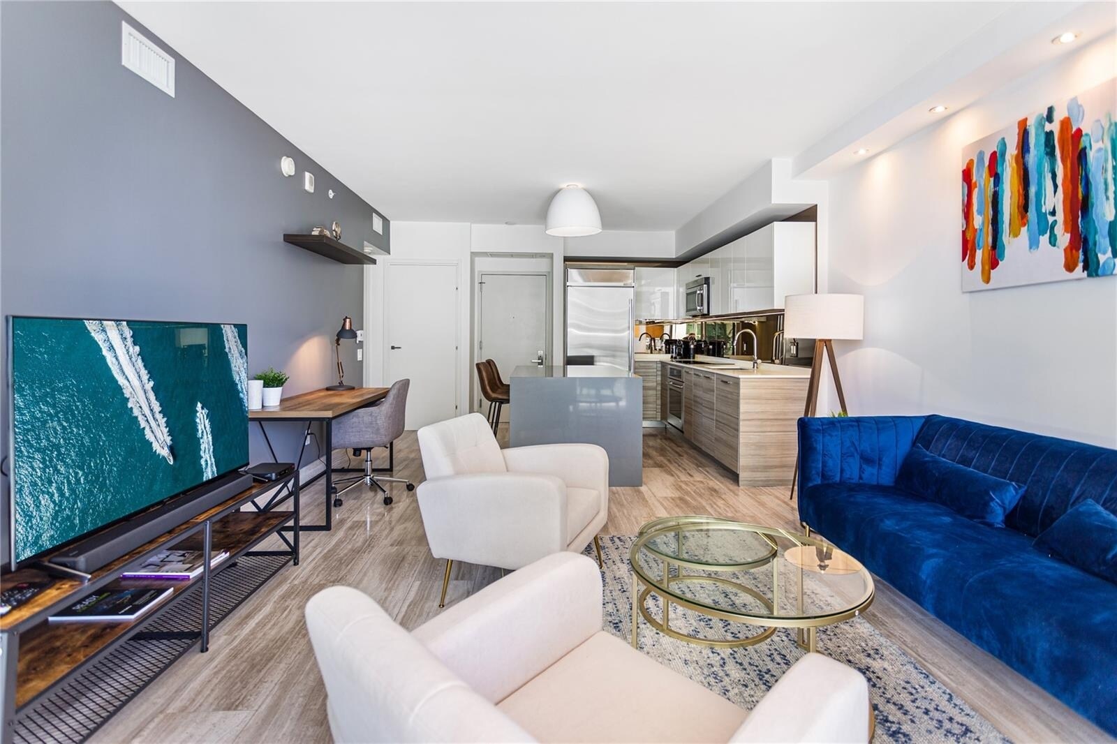 Building Photo - 1300 Brickell Bay Dr