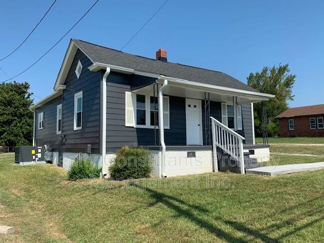 Building Photo - 510 Norwalk St