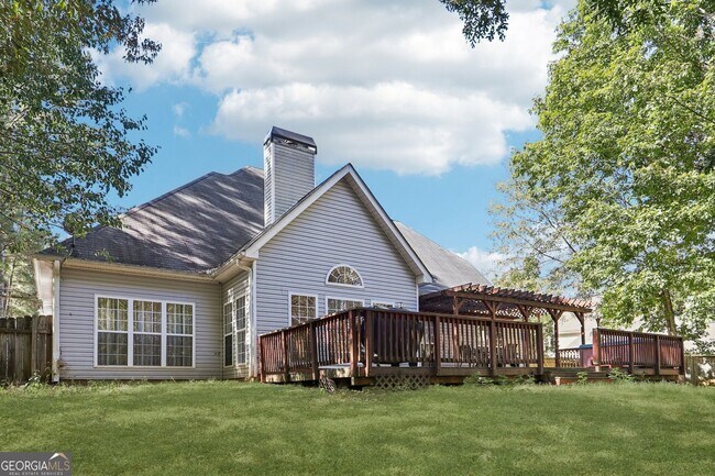 Building Photo - 255 Squire Ln