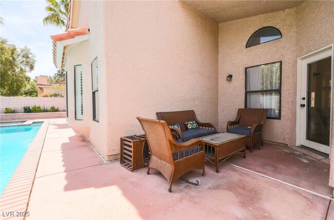 Building Photo - 2724 Eagle Springs Ct
