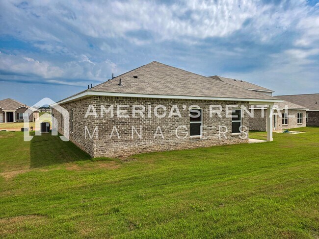 Building Photo - 180 Keller Dr