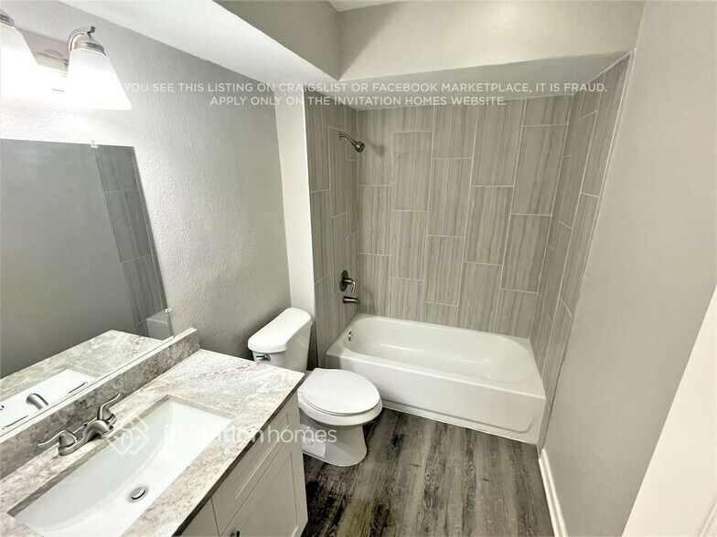 Building Photo - 5405 Sandpiper Ln
