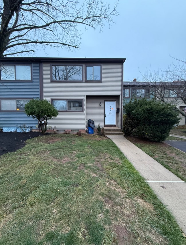 Building Photo - 440 Tall Oak Ln