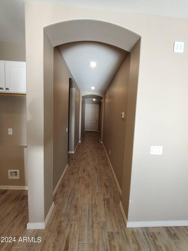 Building Photo - 704 N 152nd Dr