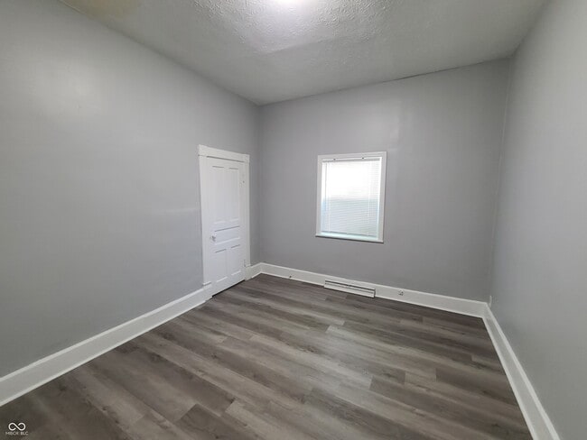 Building Photo - 972 N Belleview Pl