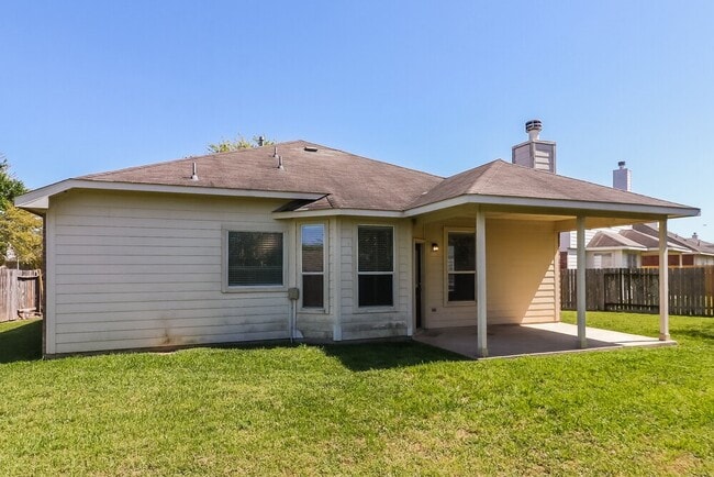 Building Photo - 5915 Ranch Riata Ct