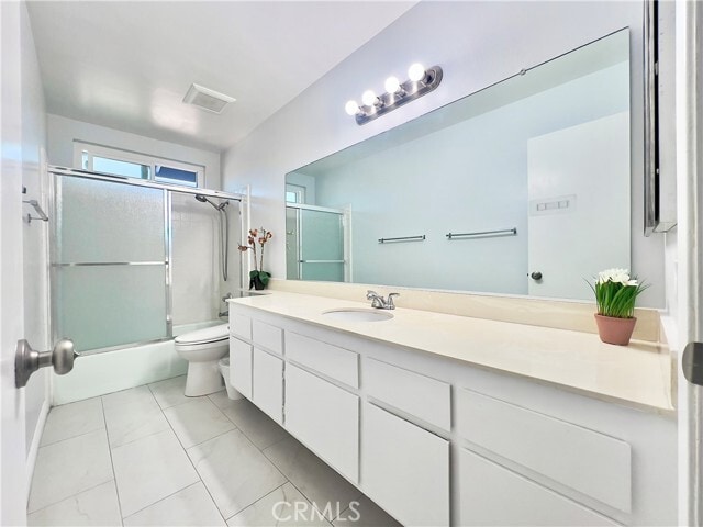 Building Photo - 9256 Crocus Ave