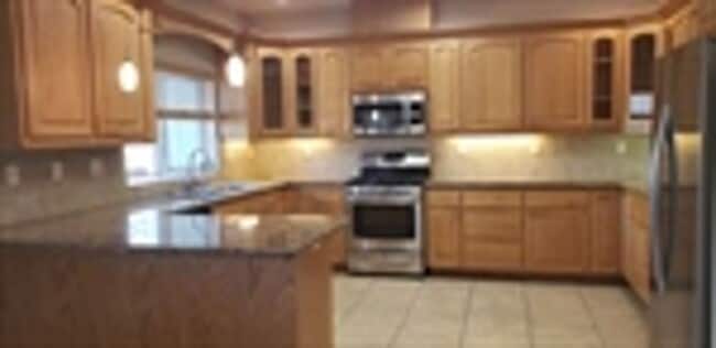 Building Photo - 19426 Mountain Meadow S