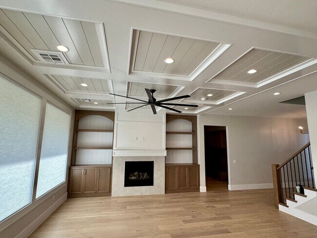 Building Photo - 5 Bedroom Home In Washington Fields