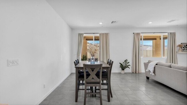 Building Photo - AVAILABLE NOW!! 3 Bedroom 2 Bathroom UNFURNISED Home with Solar Panels in Skyborne in Desert Hot ...