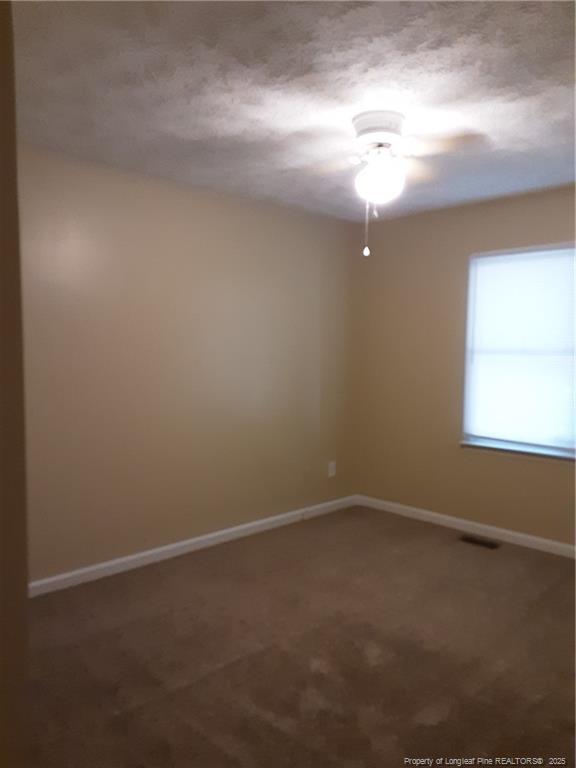 Building Photo - 870 Santiato Dr