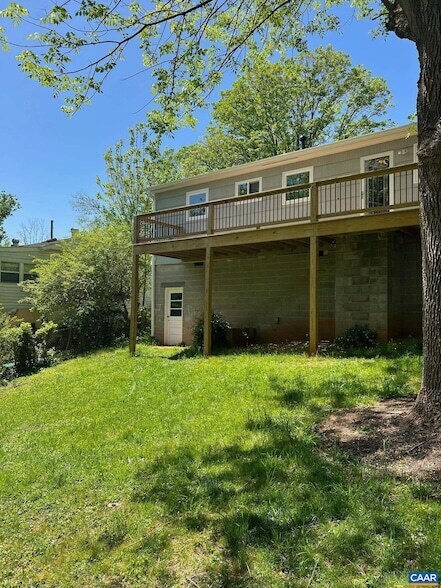 Building Photo - 1410 Monticello Rd