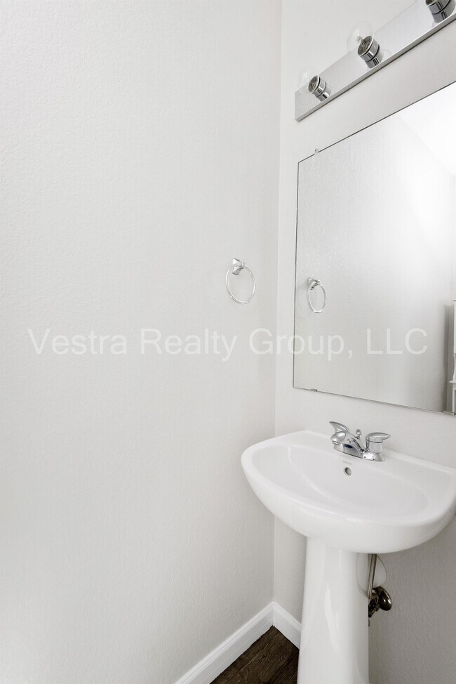 Building Photo - 4157 W 118th Pl