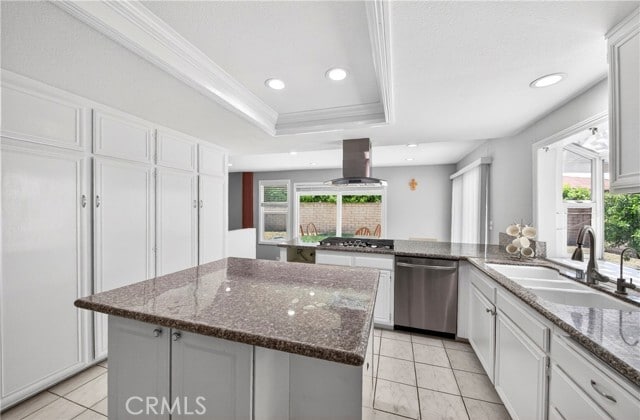 Building Photo - 2540 Royale Pl