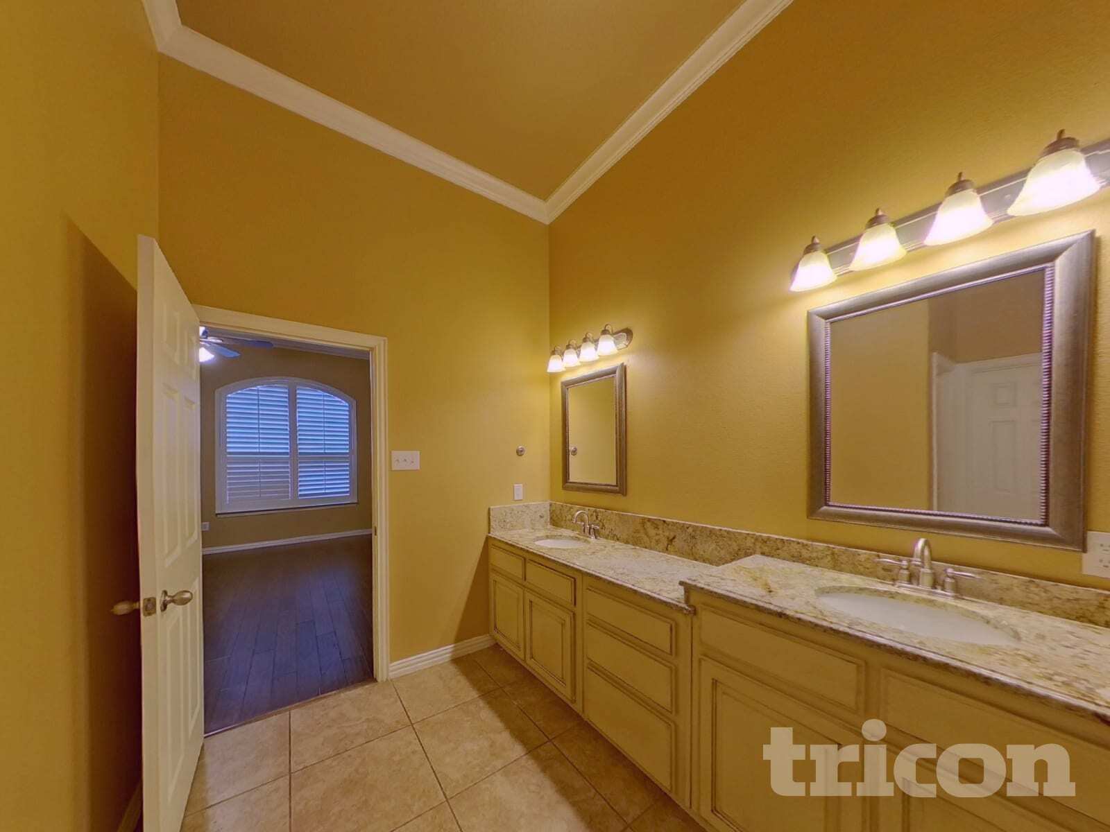 Building Photo - 7729 Glencrest Dr