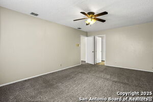 Building Photo - 3335 Jenkins Dr