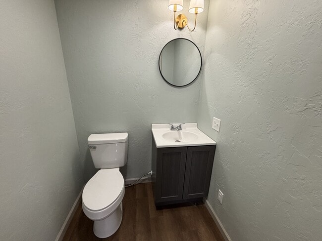 Building Photo - 14067 Lincoln St