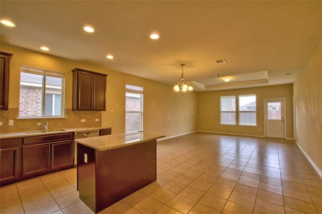 Building Photo - 141 Marcheeta Way
