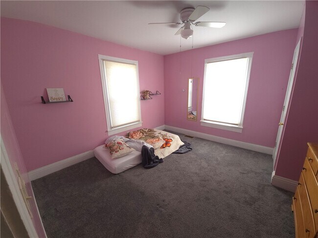 Building Photo - 30 Flanders St