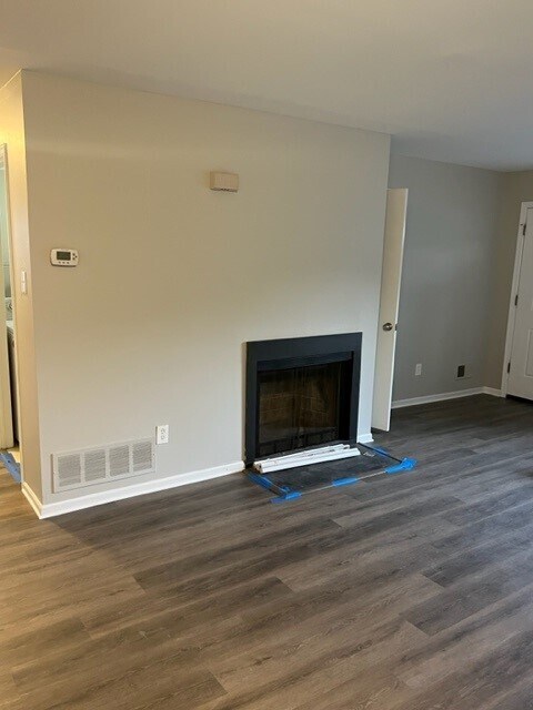 Building Photo - 568 Thrush Ct