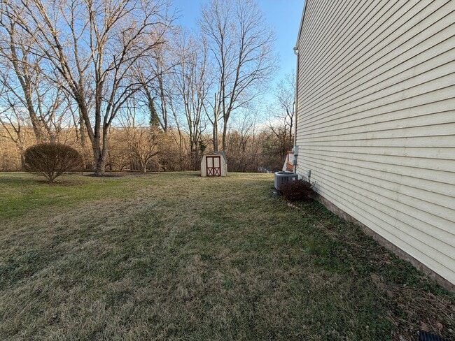 Building Photo - Quiet Neighborhood Updated 3BR Townhouse in Lancaster