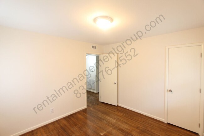 Building Photo - New On The Market with Fresh Updates!! Better Hurry!!