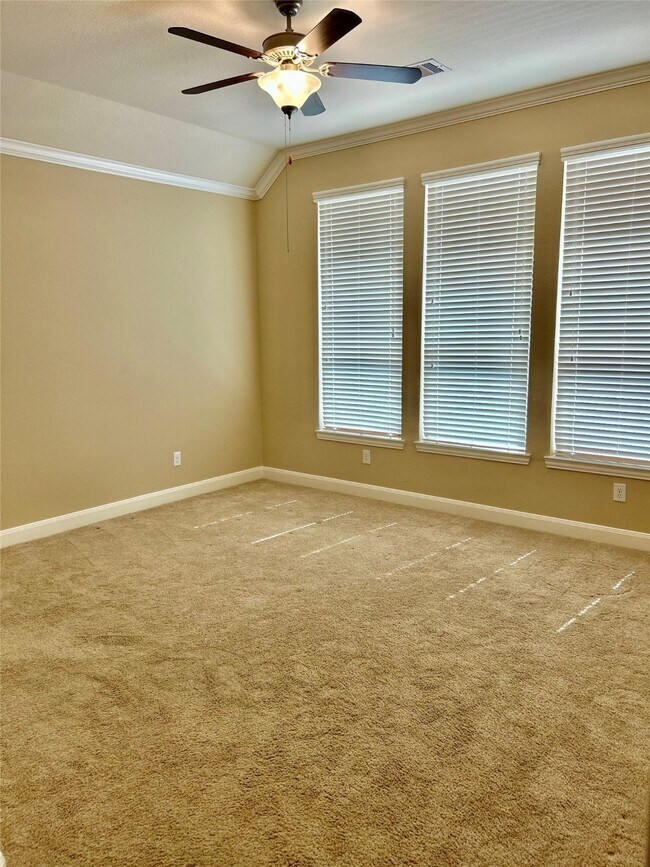 Building Photo - 27239 Aspen Falls Ln
