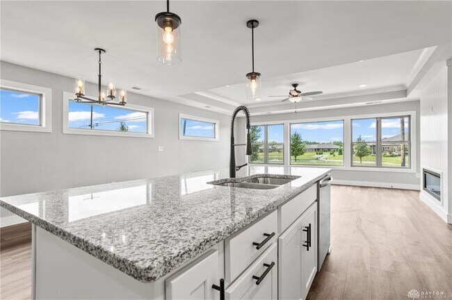 Building Photo - 1160 Waterloo St