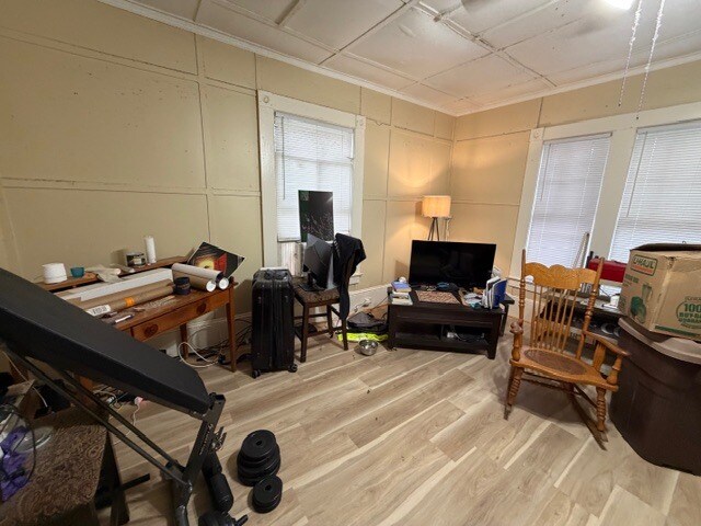 Building Photo - 409 N Cedar St